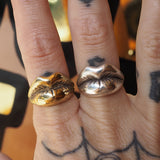 Micks Lips Ring