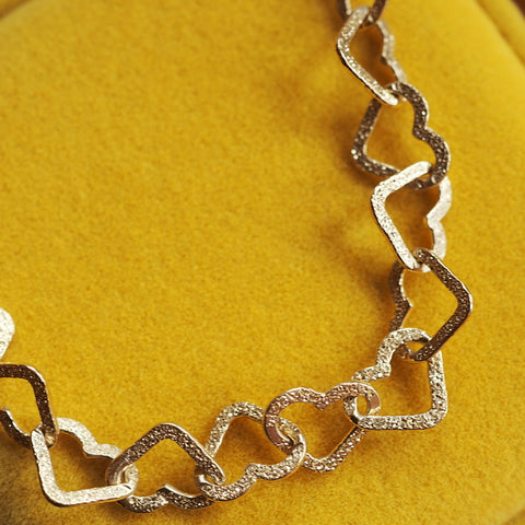 Heart link necklace