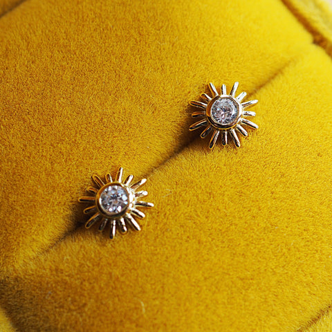 Sun Studs
